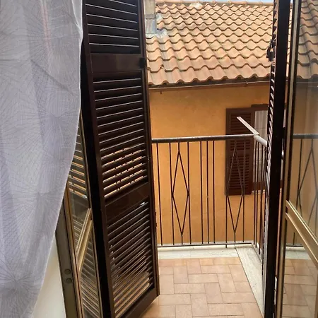 Appartamento Rocca Di Papa Apartment *